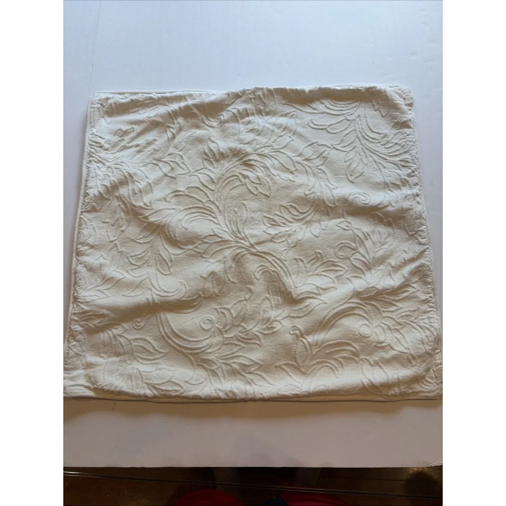 Bella Notte Adele Pillow Sham Set of 3 Ivory Cotton Matelasse Button Back